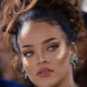 Meet your Posher, Stephy